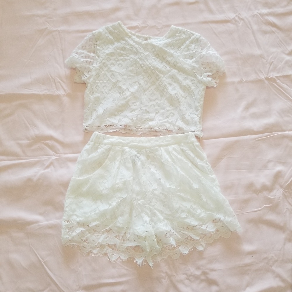 White lace co ord
